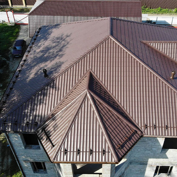 Монтаж сложной крыши и кровли в Семёнове и Нижегородской области
